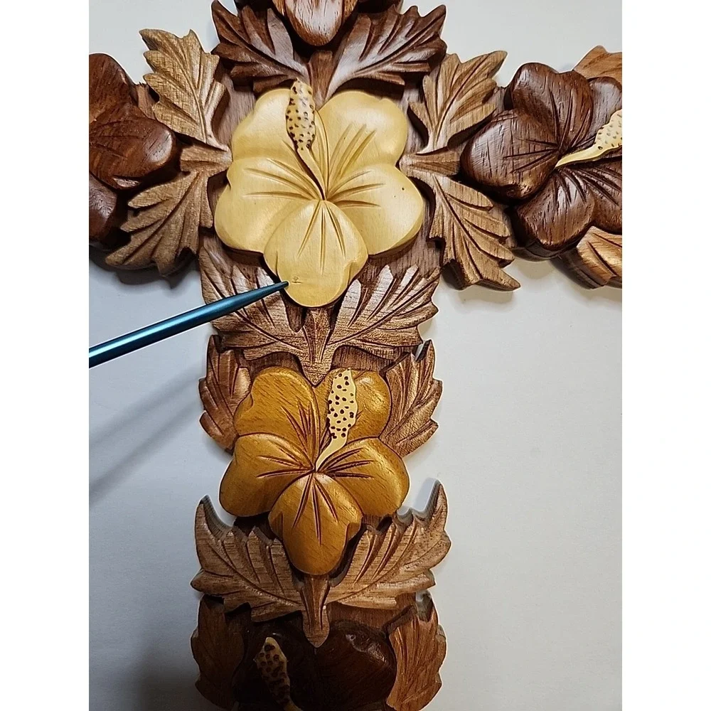 Island Treasures WOOD HAWAIIAN STYLE PLUMERIA FLOWERS   COLLECTIONS